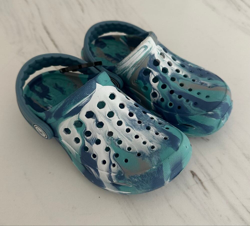 Joybees Kids Clogs Size 8/9 Blue Teal Marble Camo Slip-on NWOT Lightweight EVA